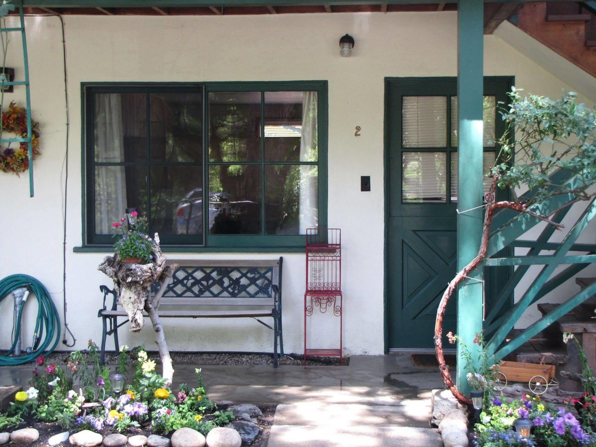 Kern Riverfront Lodge Kernville Exteriér fotografie